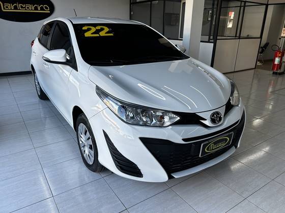 TOYOTA YARIS 1.3 16V FLEX XL LIVE MULTIDRIVE TOYOTA YARIS 1.3 16V FLEX XL LIVE MULTIDRIVE